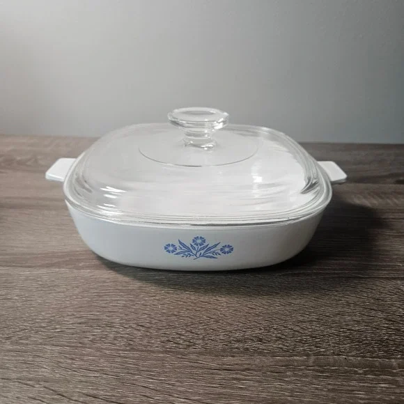 Vintage Corning Ware Cornflower Blue P-9-B 8 Inch Square Casserole Dish with Lid