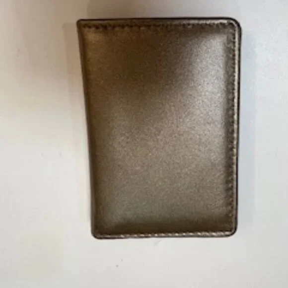 Winn International Leather Card Case Gold
