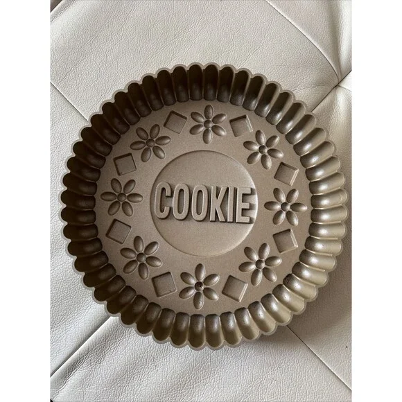 Williams Sonoma Pan Mold Cookie Cake 1 Piece 9