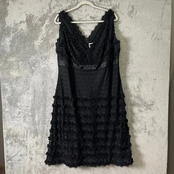 Tadashi Black Lace Dress Sleeveless V Neck Ruffle‎ Gothic Romantic Size 18 Fancy