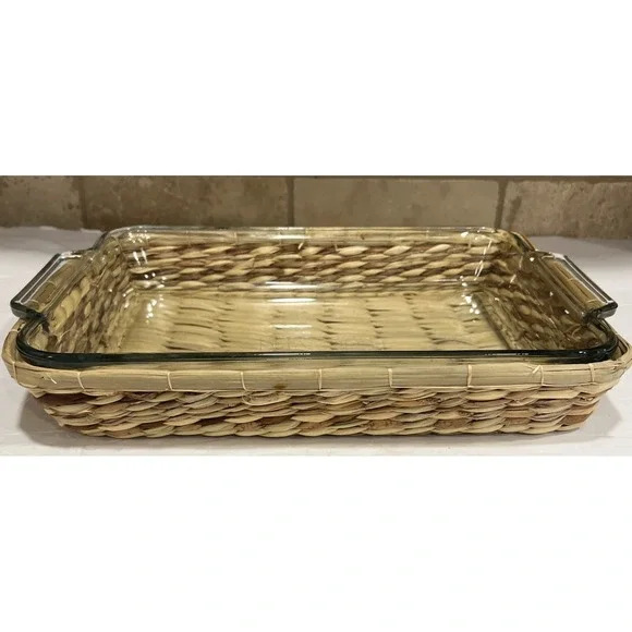 Anchor Hocking 9x12 2 Qt Casserole Baking Dish Hyacinth Wicker Basket Nice!‎