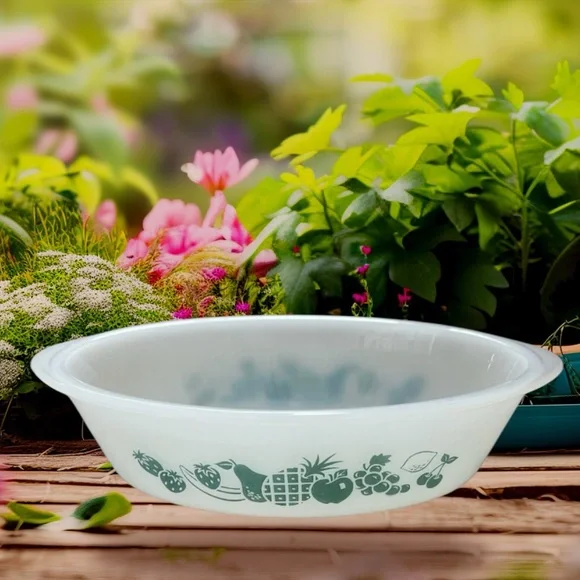 Vintage Glasbake Casserole Baking Dish Fruit Bowl Design 1 Quart MCM Made In USA