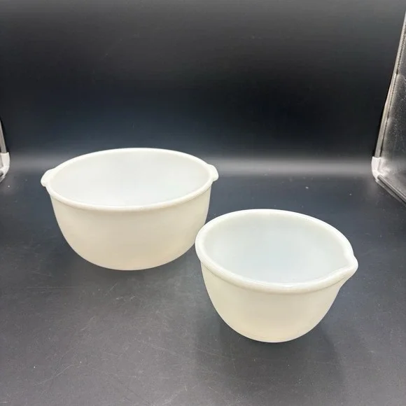 2 Glasbake Sunbeam Mixer Bowls White 19CJ/20CJ White Milk Glass Vintage Kitchen