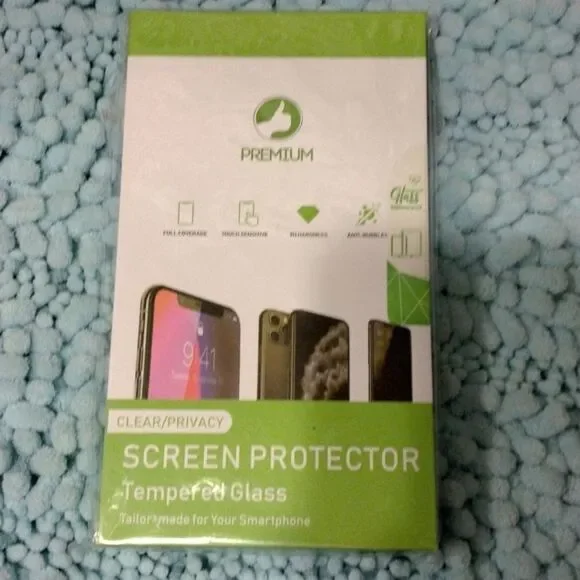 NWT 3pk iPhone 6.1 Inch Tempered Glass Protector