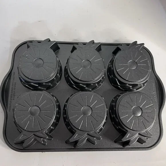 Nordic Ware Pineapple Upside Down 6 Mini Cake Pan. 5 Cups. USA