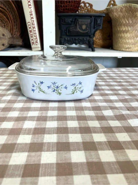 Vintage Corningware blue dusk casserole dish 2L glass lid cookware
