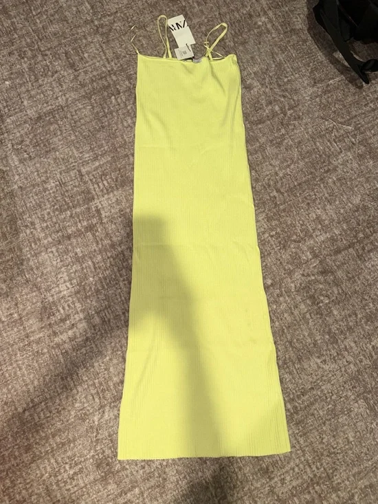 Zara Pale Yellow Ribbed Knit Top