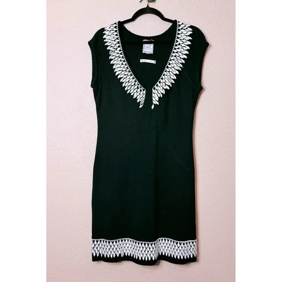 Yoana Baraschi Black‎ White Knit Lace Trim V Neck Dress Size Large XL Stretch