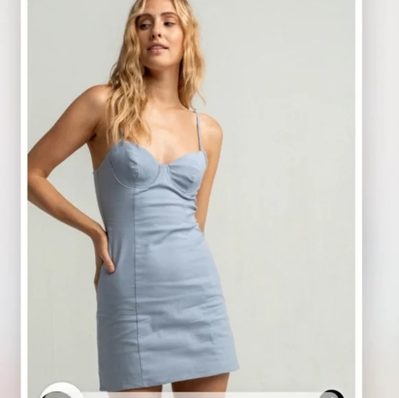 SKY AND SPARROW Solid Bra Cup Blue Mini Dress