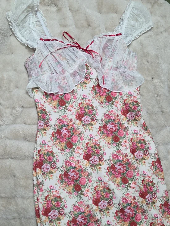SHEIN White Floral Lace-Trim Midi Dress with Pink & Red Bouquet Print