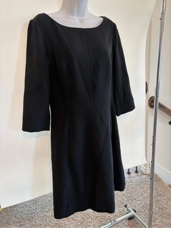 Vince Camuto Black Shift Dress Round Neck 3/4 Sleeve Knee Zip Dress Size 10