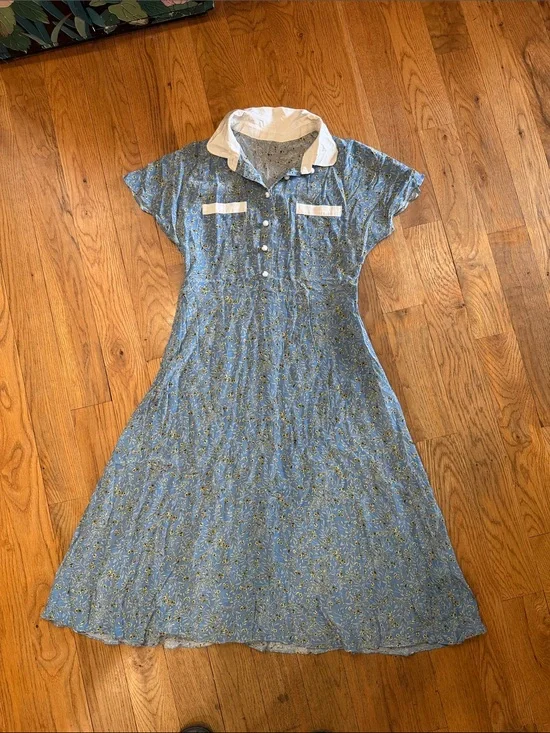Blue Floral Collared Midi Dress with White Trim
