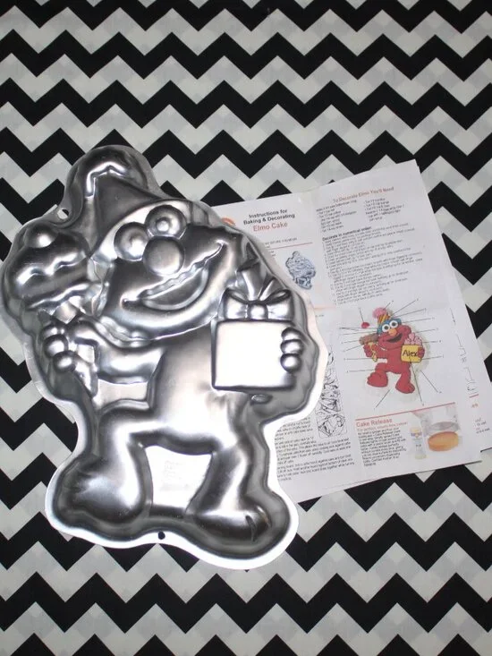 Elmo Wilton Cake Pan with Instructions
