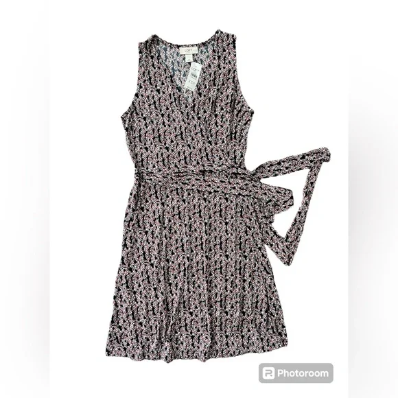 NWT LOFT faux wrap dress with tie waist…floral pattern navy/pink/white XS