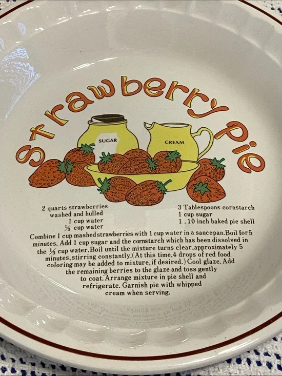 vintage 1980s ceramic Strawberry pie plate manufactured by Hankook / Korea