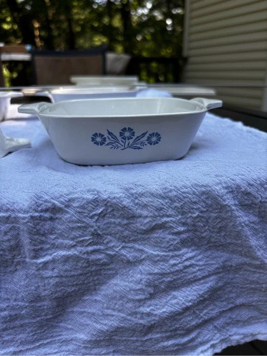 Corningware White Ceramic Petite Pan P-41 Baking Dish with Blue Floral Pattern.
