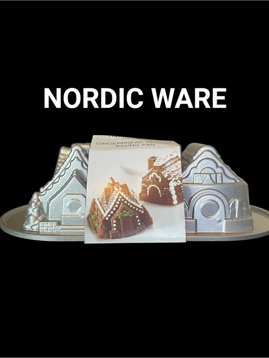 NORDIC WARE Gingerbread House Duet Baking Pan Mold Holiday Entertaining NEW NWT