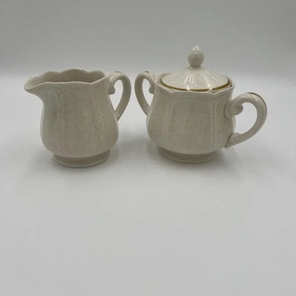 Ironstone Cream Prairie Bouquet Ceramic Sugar Bowl with‎ Lid and Creamer Set