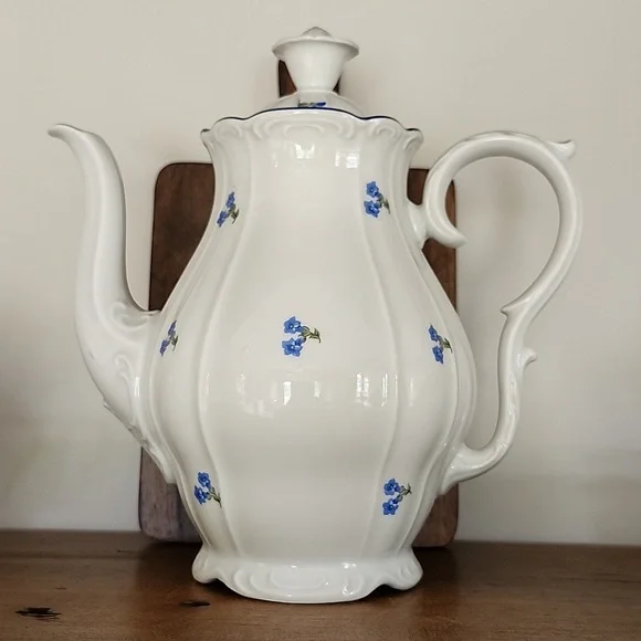 MZ CZECHOSLOVAKIA Vintage white teapot with lid blue ditsy floral