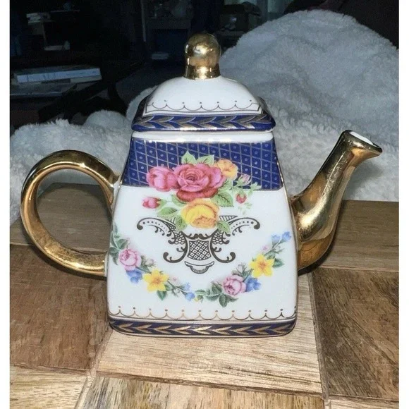 Imperial Miniature Porcelain Made In China  3 1/2