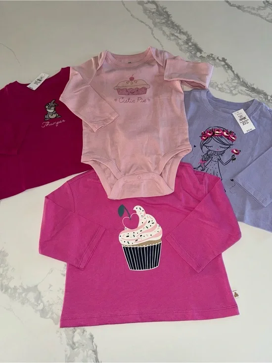 Baby GAP Girls Shirt Bundle 12-18M