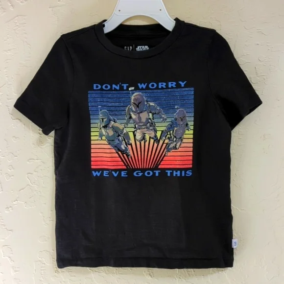 🌻GAP Kids Star Wars Mandalorian Cotton Graphic Tee Size XS (4-5)