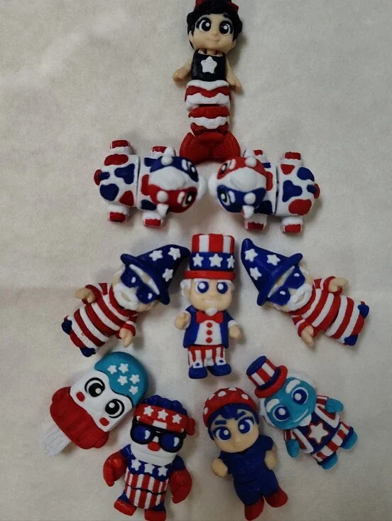NEW Patriotic Movable Miniature Figurine Toy Lot in Red, White & Blue 10 Wiglets
