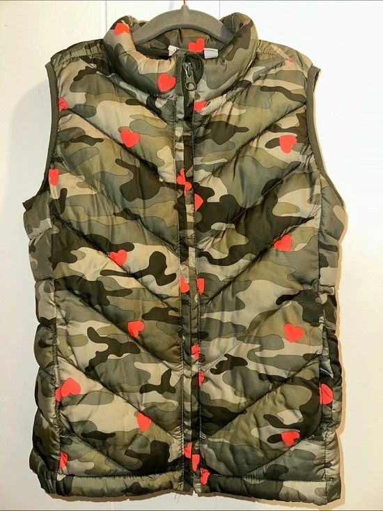 GAP Olive Green Camo Puffer Vest with Red Heart Accents