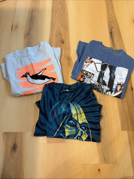 GAP and Old Navy Set of 3 Shirts