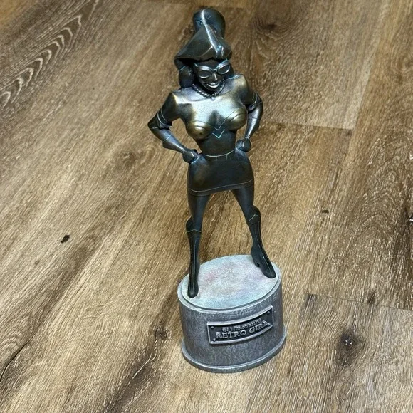 Retro Girl Powers Memorial Statue Bowen Designs‎ #d /500 Image Comics