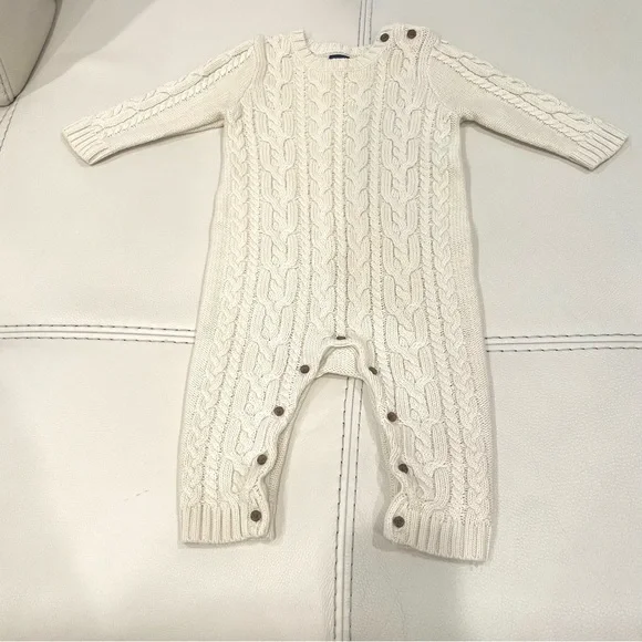 Baby Gap Cotton Cream Cable-knit Onesie Romper One-Piece Size 6-12 months