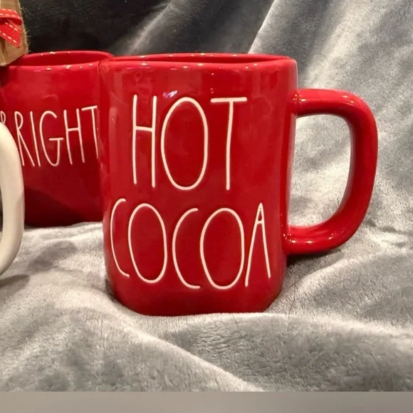 Rae‎ Dunn holiday mug NWOT