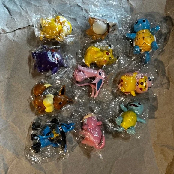 Nintendo Pokemon 12pc Figure Set Multicolor Pikachu Eevee Gengar Lucario Espeon