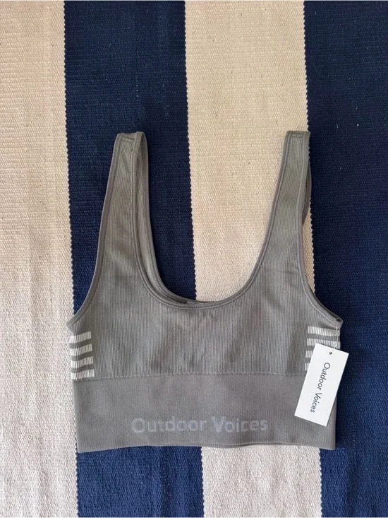 Outdoor Voices Olive Gray Ribbed Scoop Sports Bra