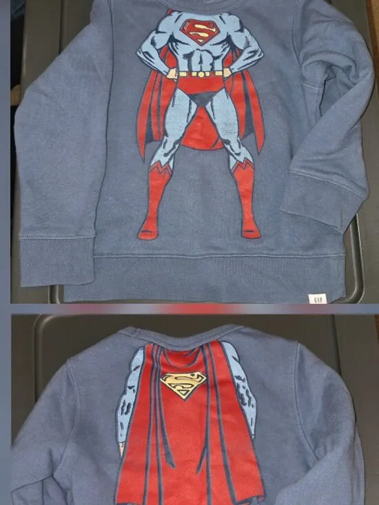 Boys size 5 superman double sided Sweatshirt