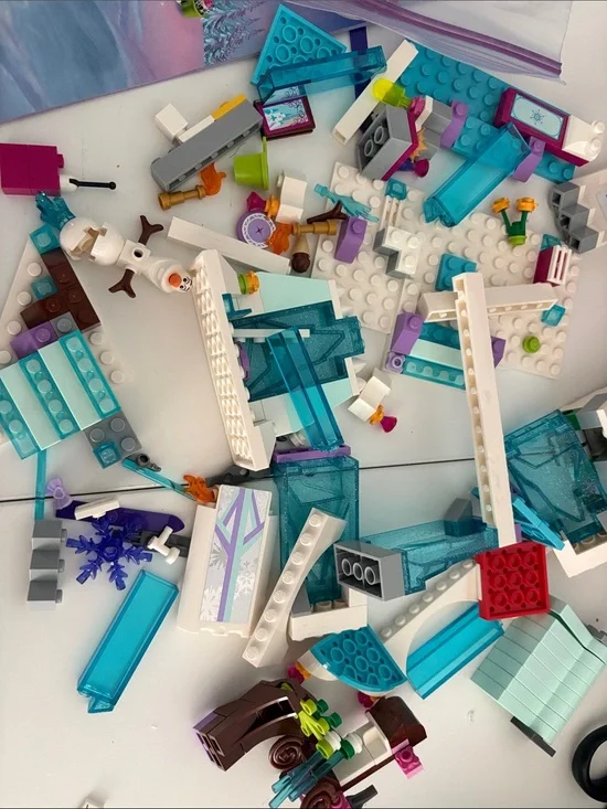 Lego Disney Princess Elsa's Sparkling Ice Castle Set 4 PARTS As is