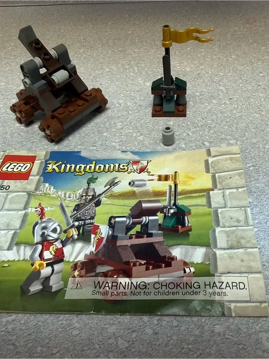 7950 LEGO Kingdoms Knight's Showdown