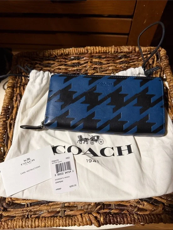 Coach Blue and Black Accordion Houndstooth Zip-Around Wallet
