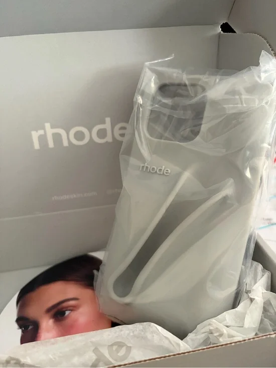 RHODE Matte Light Gray Silicone Phone Case iPhone 16 pro max