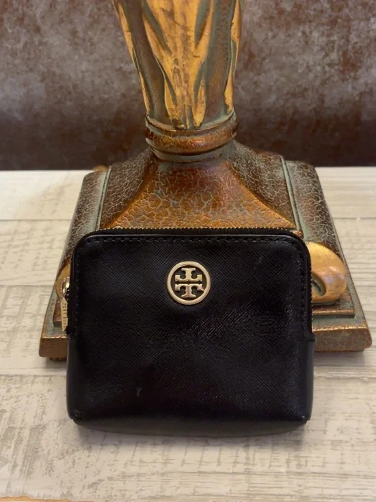 Like New ~ Tory Burch Black Saffiano Leather Zip ID/Coin Wallet