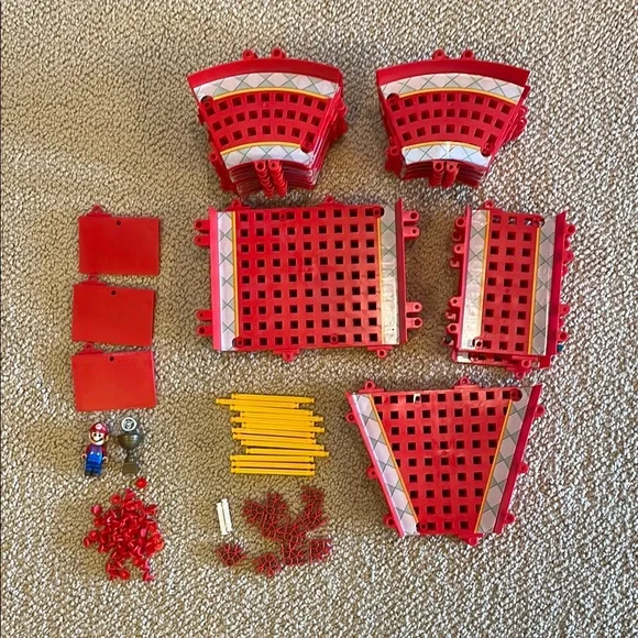 K'NEX Super Mario Mario Kart Wii Track Expansion Pack Set