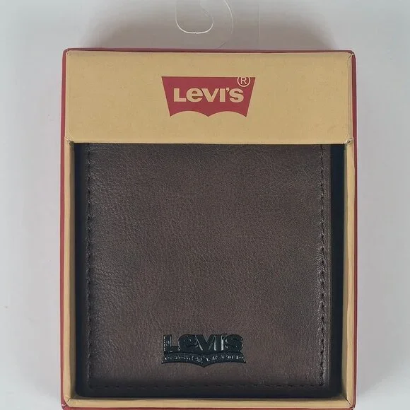 Levi's® Men's Bifold Wallet - Classic Brown‎