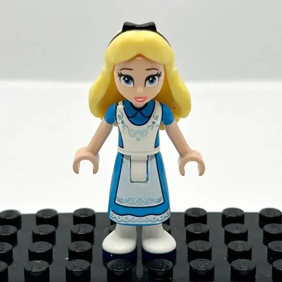 LEGO Disney Alice Minifigure Disney 100 in Wonderland Princess 43215 dis116 EUC