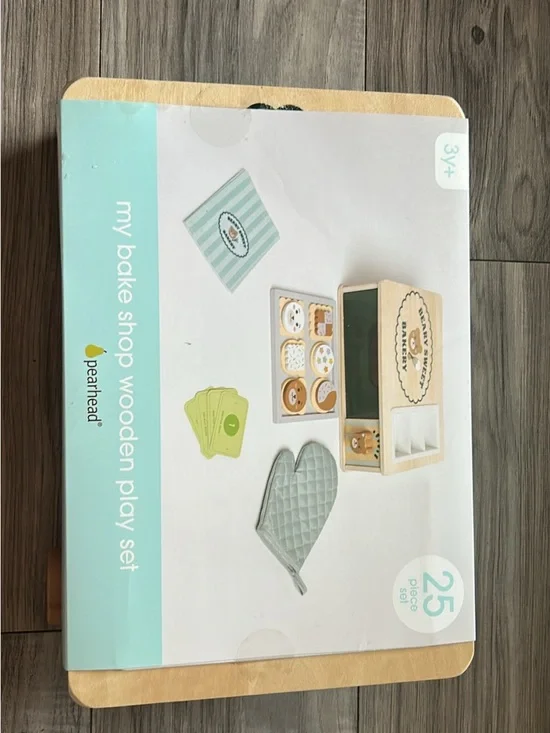 Pearhead Mint & Natural My Bake Shop Wooden Play Set