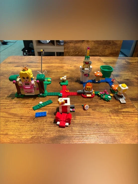 71403 Adventures with Peach Starter Course LEGO Super Mario