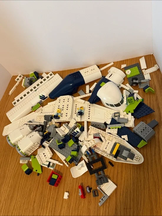 Lego city Passenger Plane Pieces