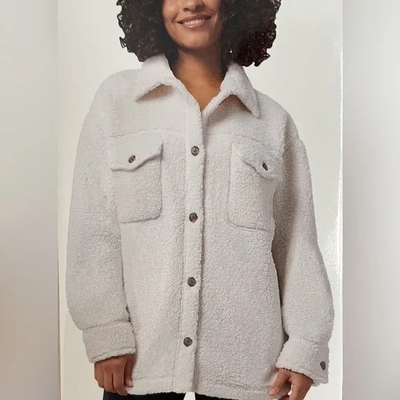 $15 SALE Shacket NWT Cream Off-White Fuzzy Jacket XL/XXL Outdoor by 32 Degrees