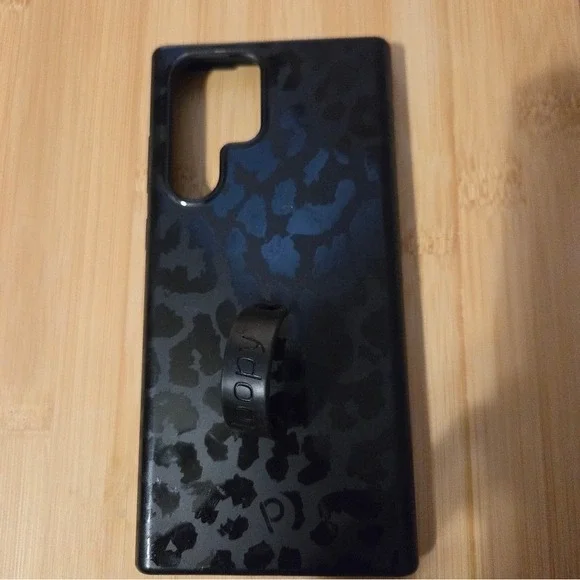 Samsung S22 Ultra Midnight Leopard Loopy Phone Case