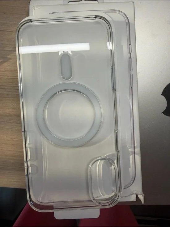 Apple Clear iPhone 16 plus Case clear mag safe