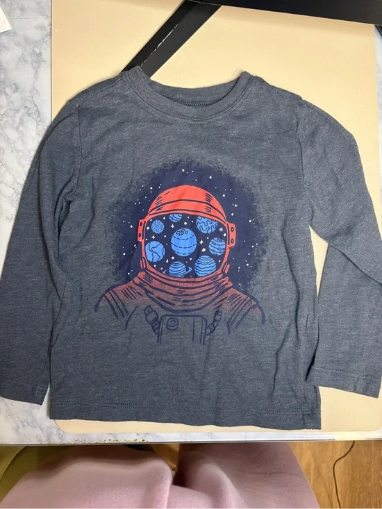 Carter's Gray Long-Sleeve Tee